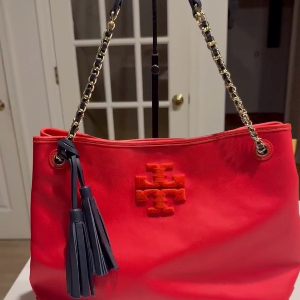 Tory Burch Shoulder Bag in Red! Love this one!! - Picture 2 of 10